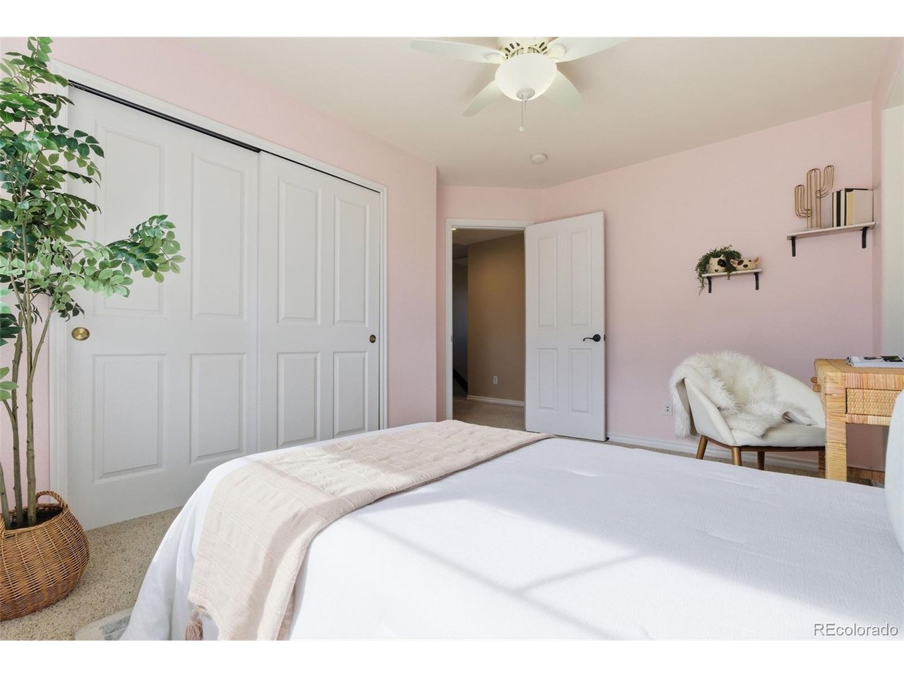 5301 Fullerton Cir