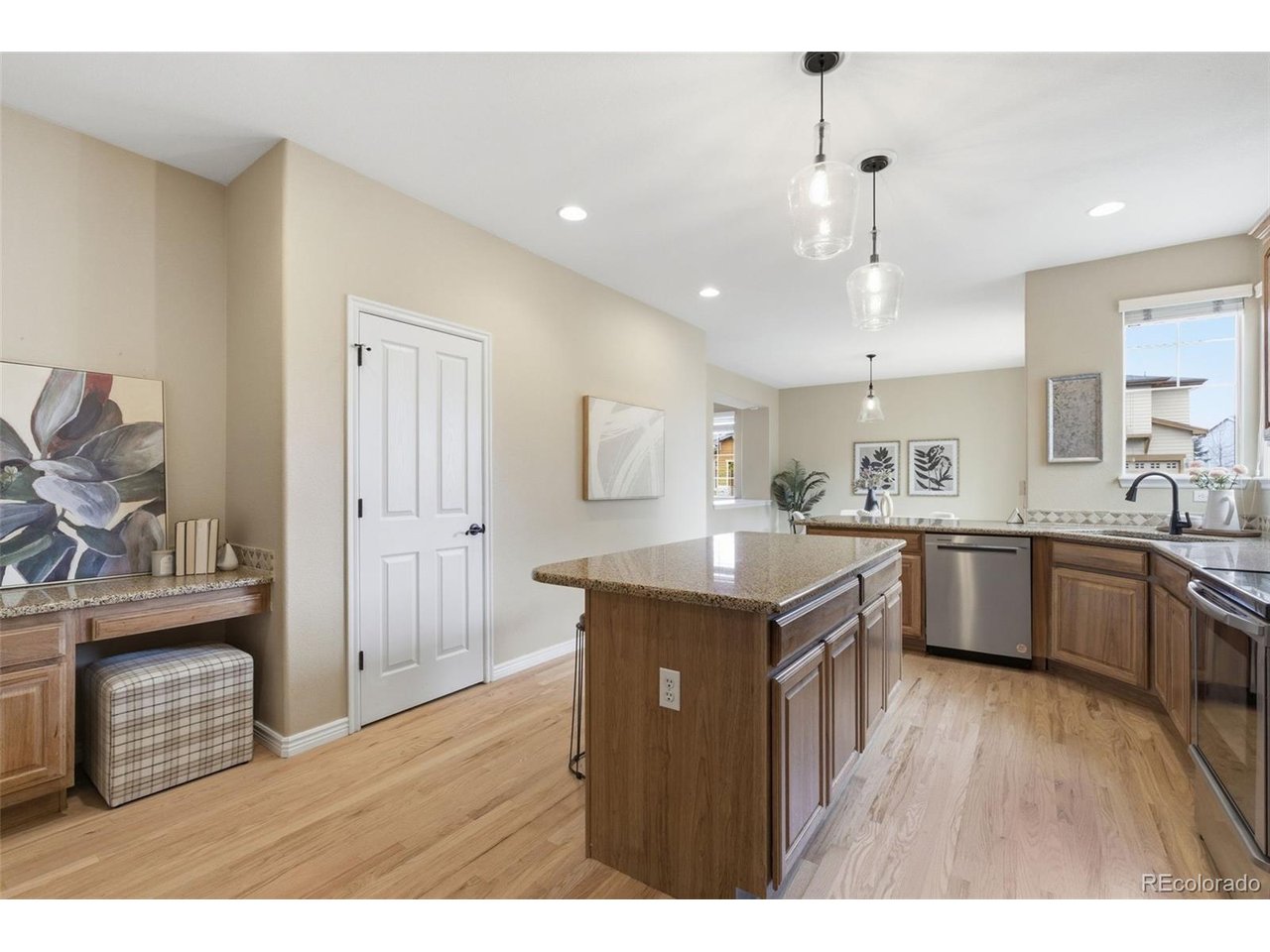 5301 Fullerton Cir