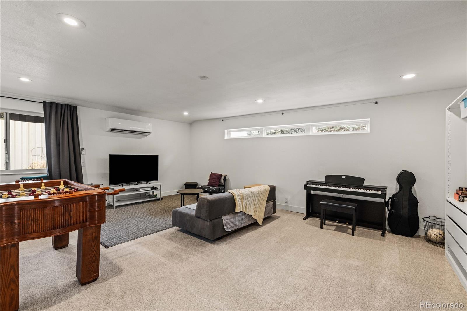 1712 Stonehenge Drive