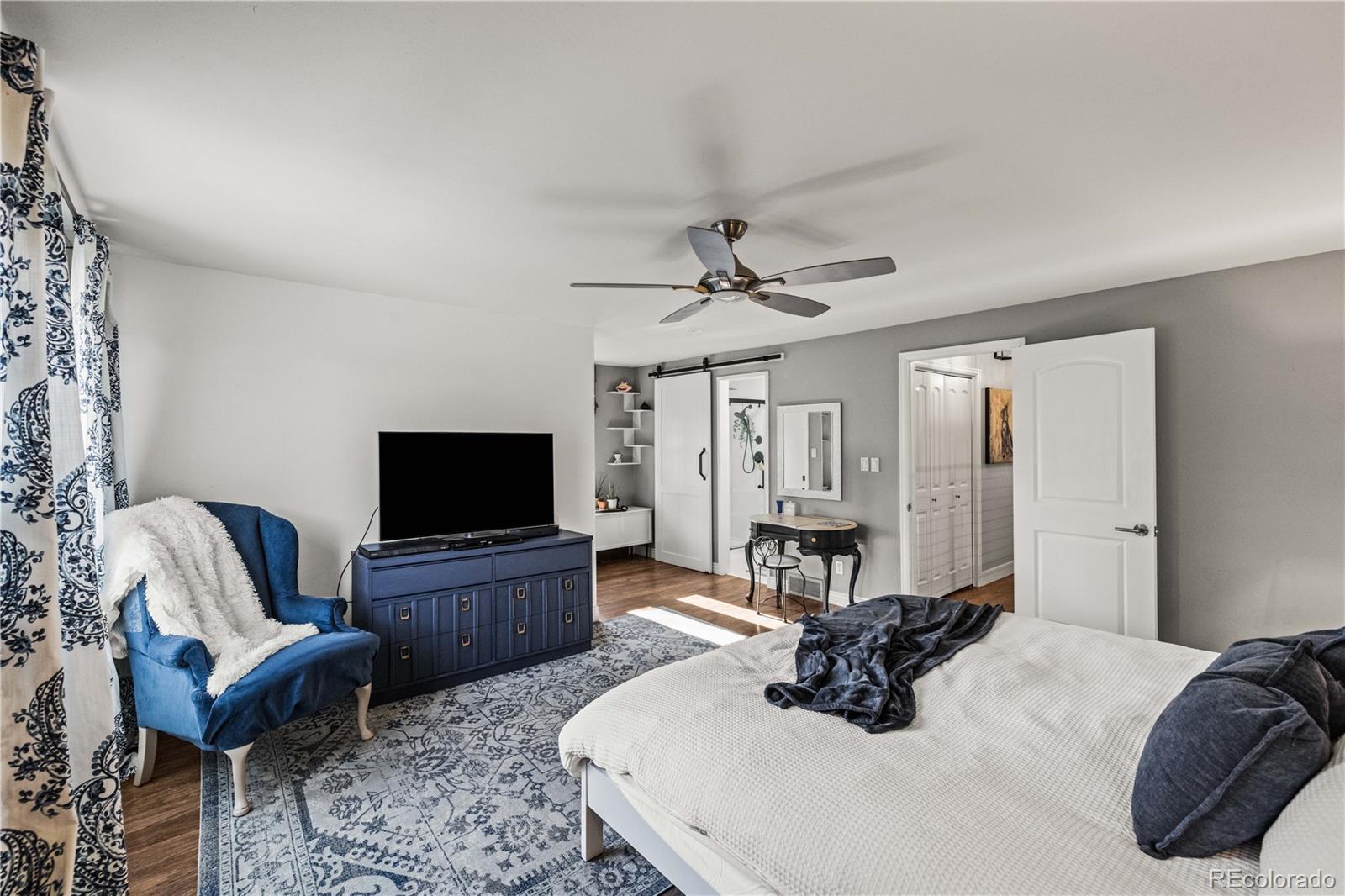 1712 Stonehenge Drive