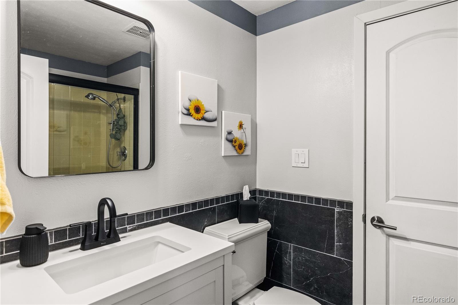 1712 Stonehenge Drive