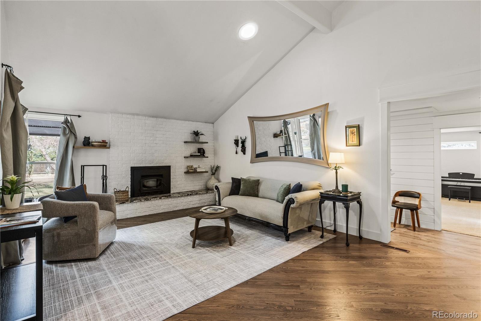 1712 Stonehenge Drive