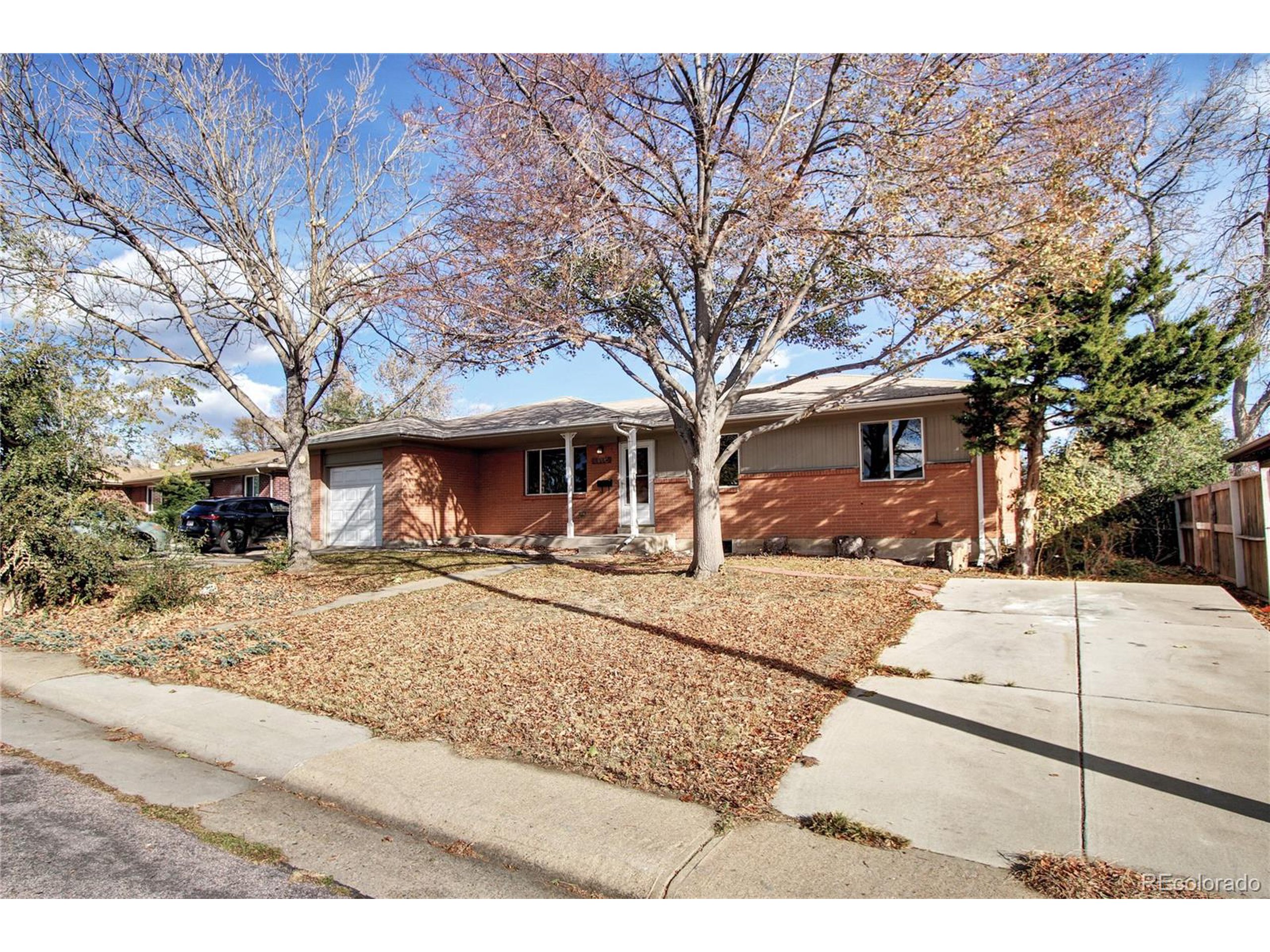 1841 Orchard Dr