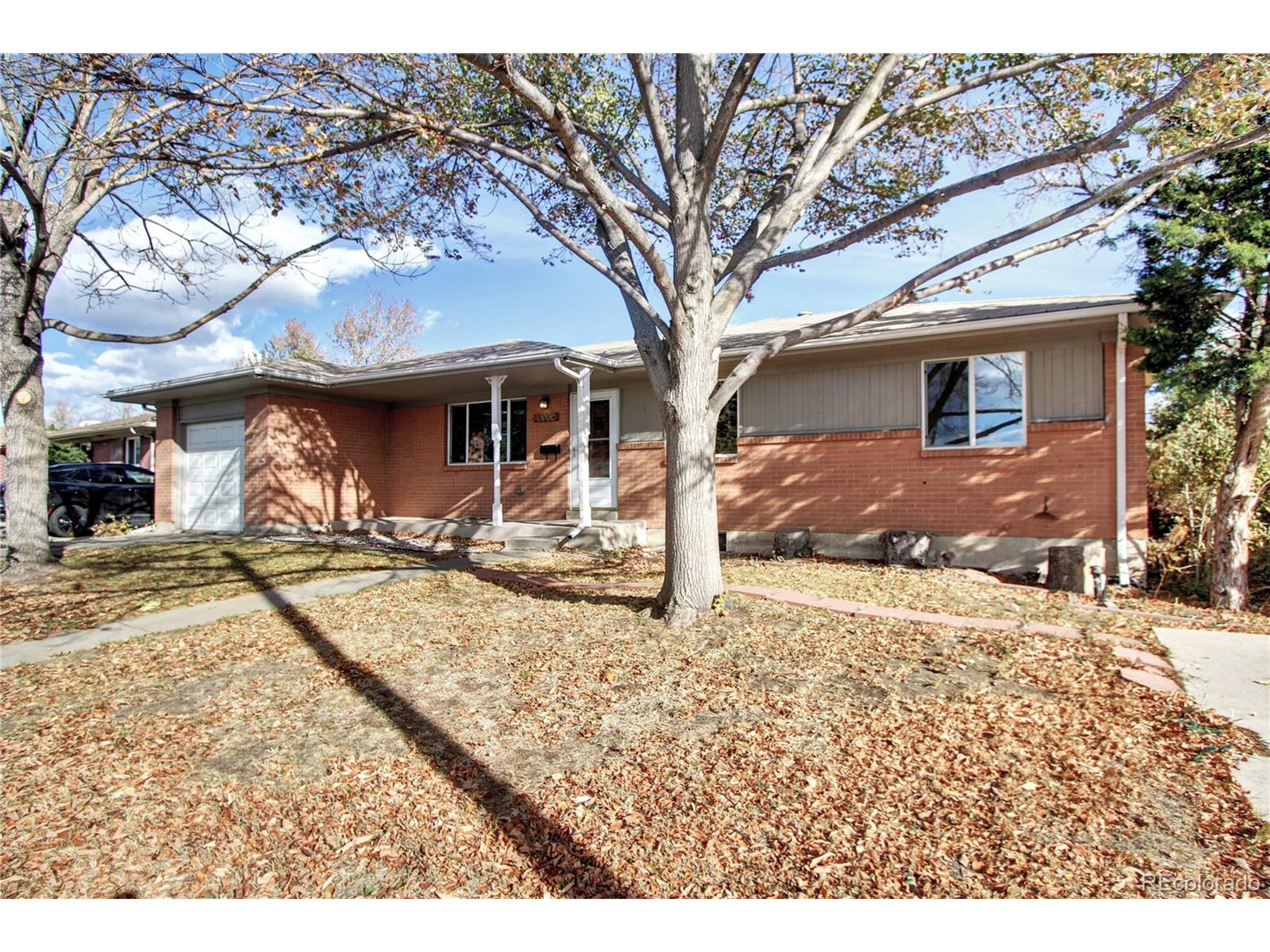 1841 Orchard Dr
