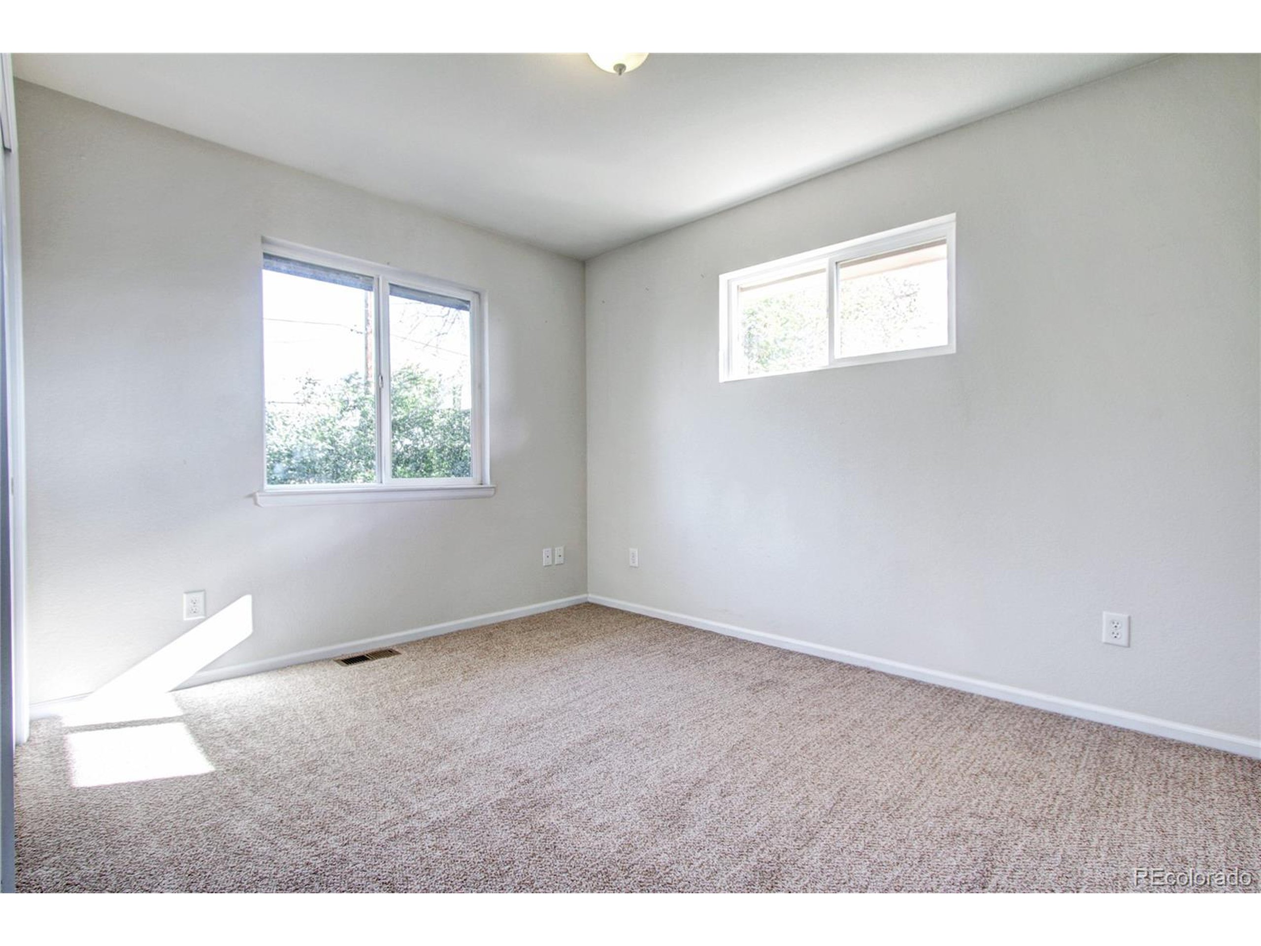 1841 Orchard Dr