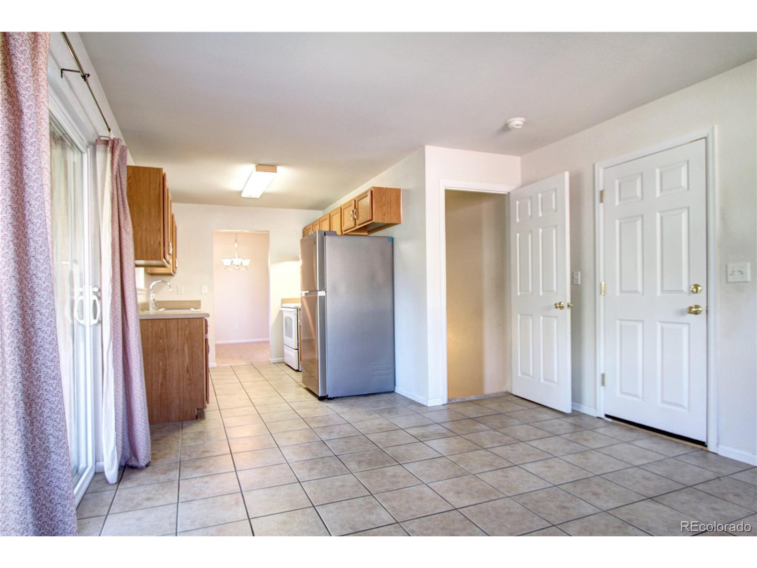 1841 Orchard Dr