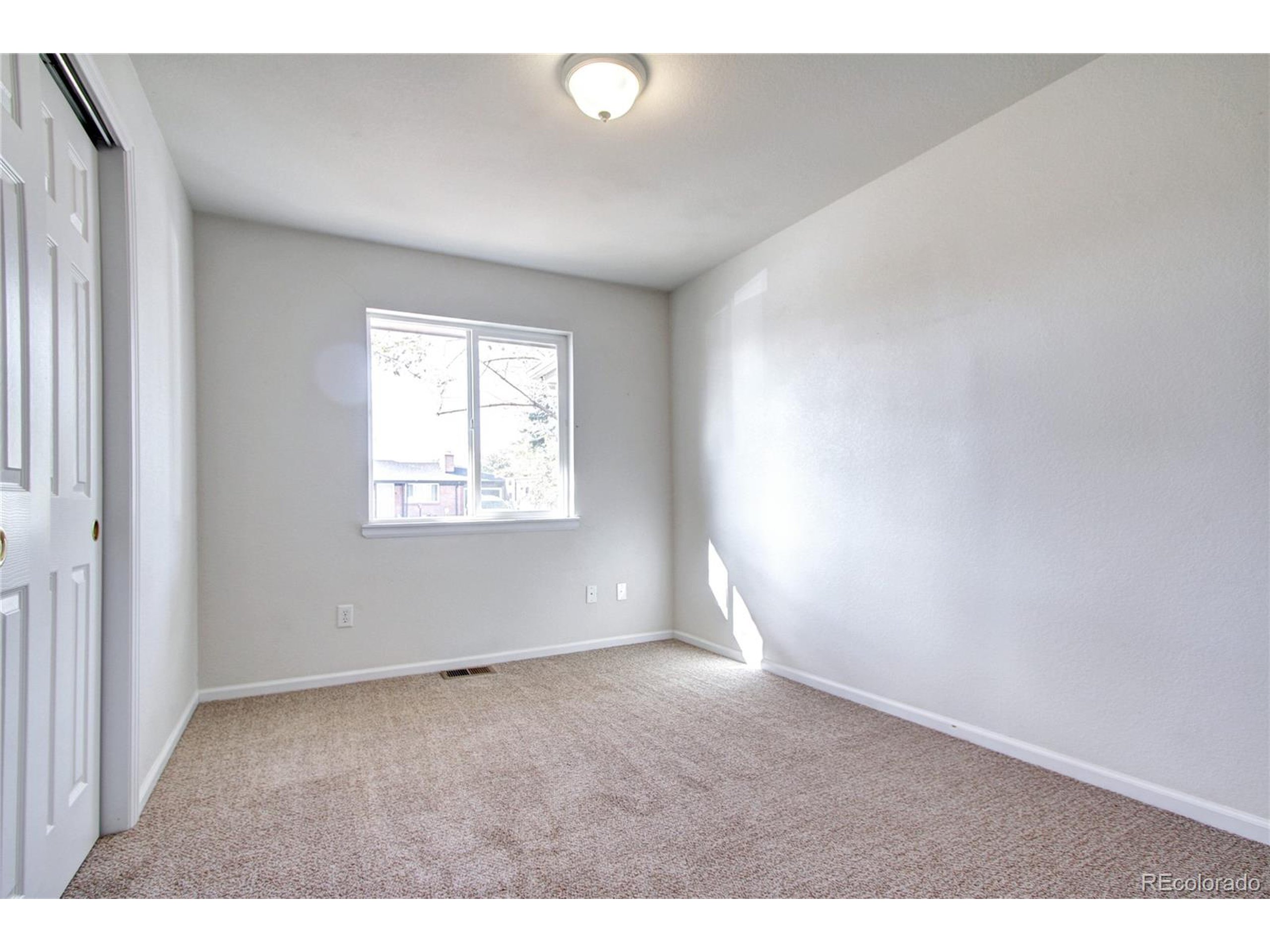 1841 Orchard Dr