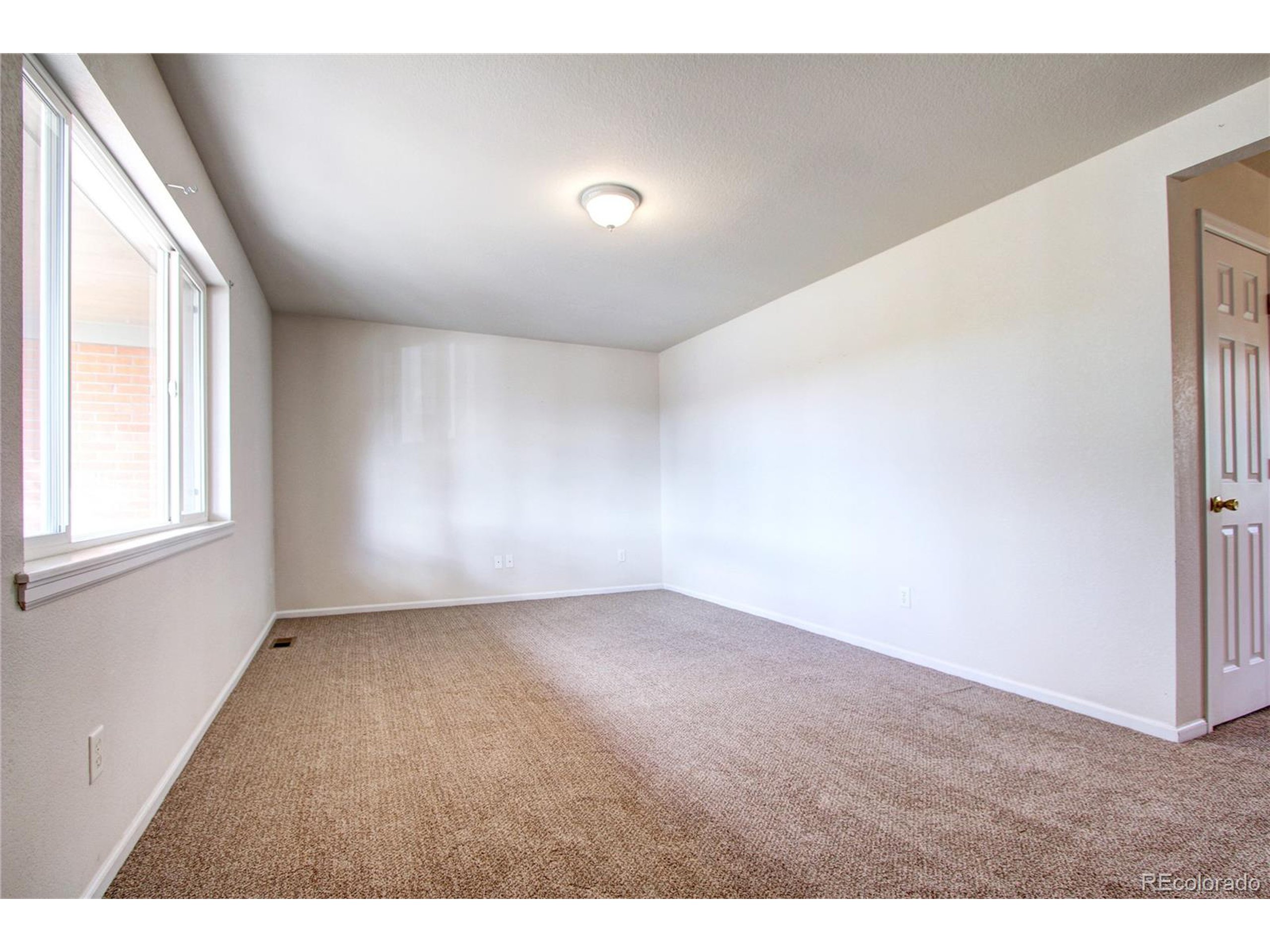 1841 Orchard Dr