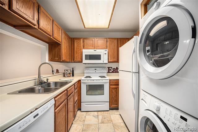8025 W Eastman Place Unit: 2-102