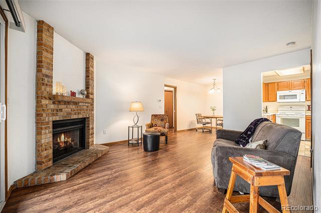 8025 W Eastman Place Unit: 2-102