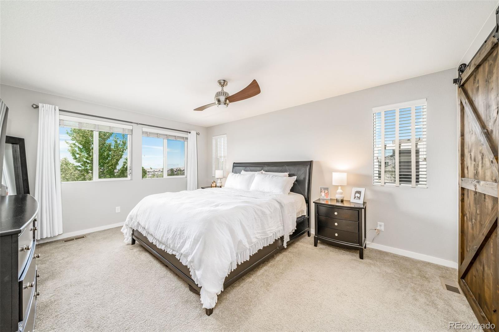 10881 Pastel Point