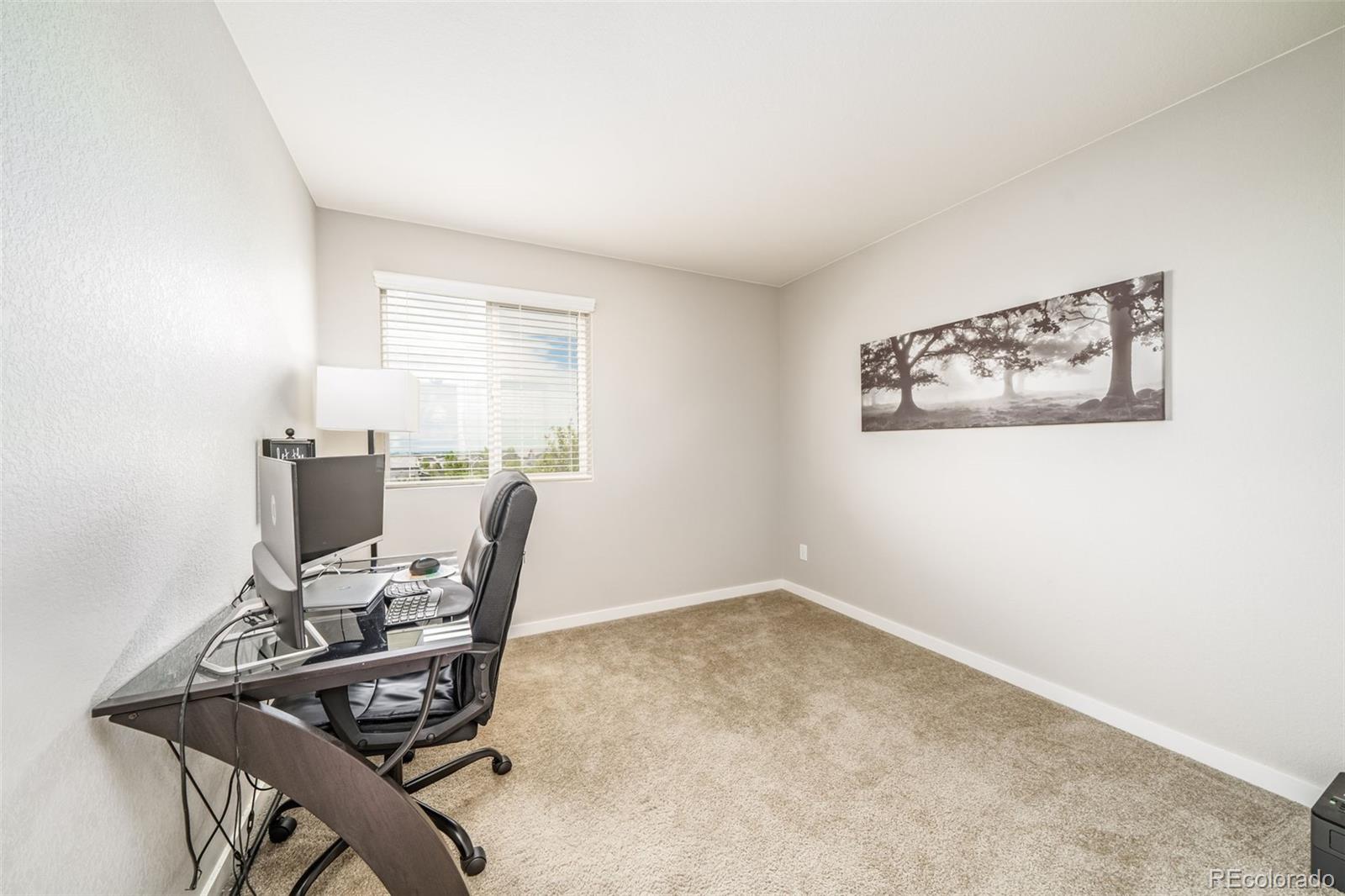 10881 Pastel Point