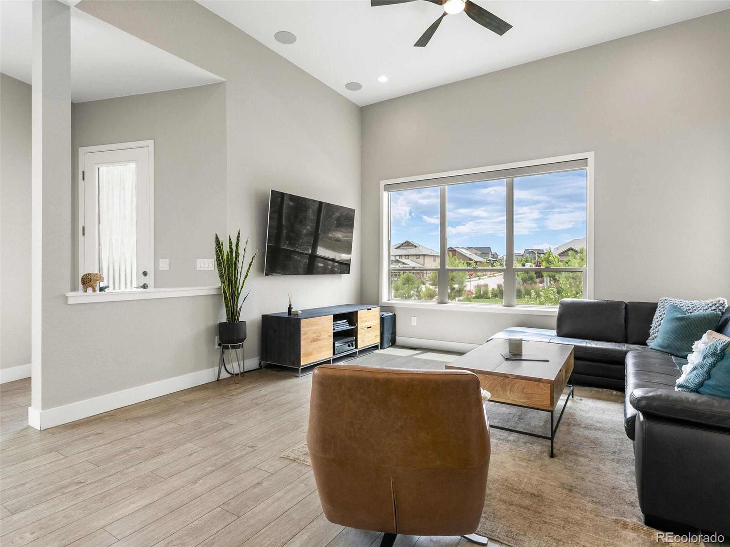 9645 Taylor River Cir