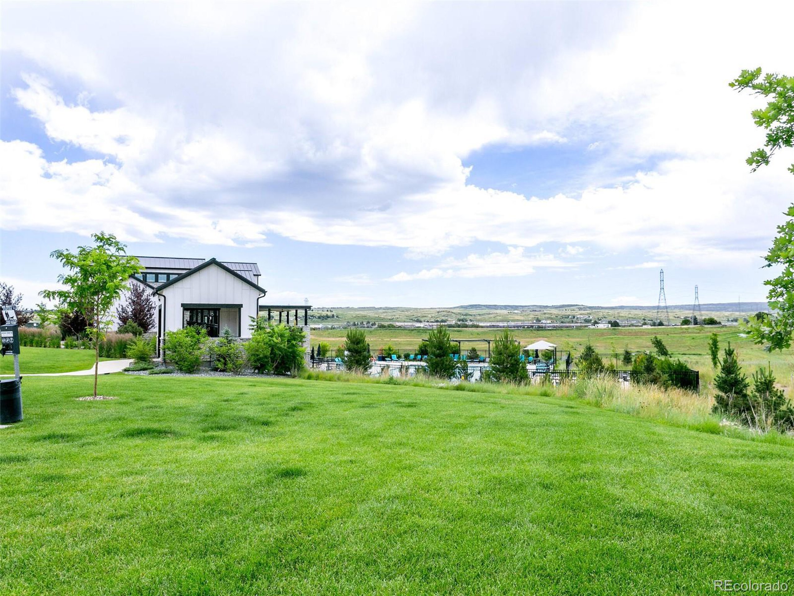 9645 Taylor River Cir