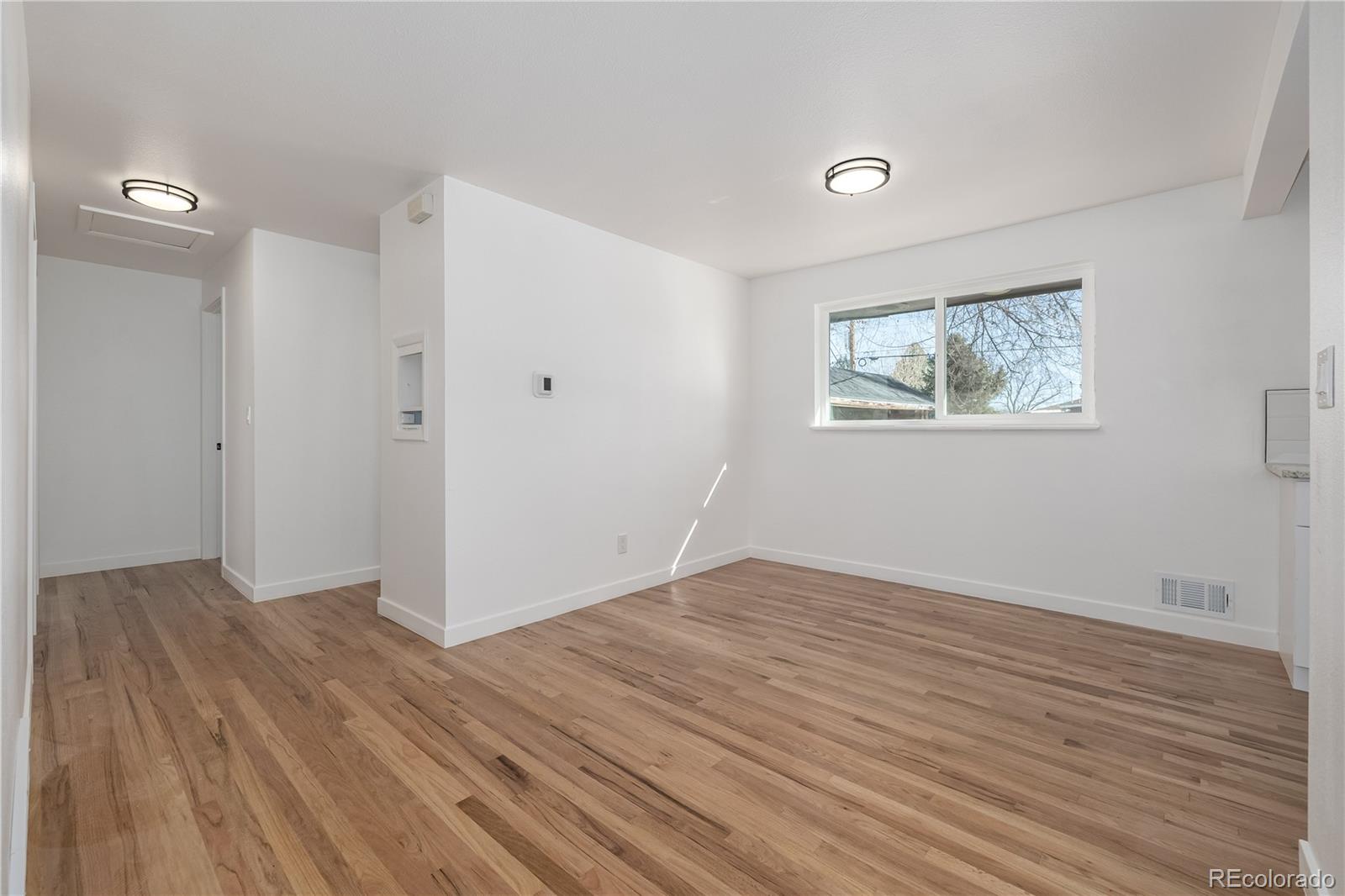 6532 S Sherman Street