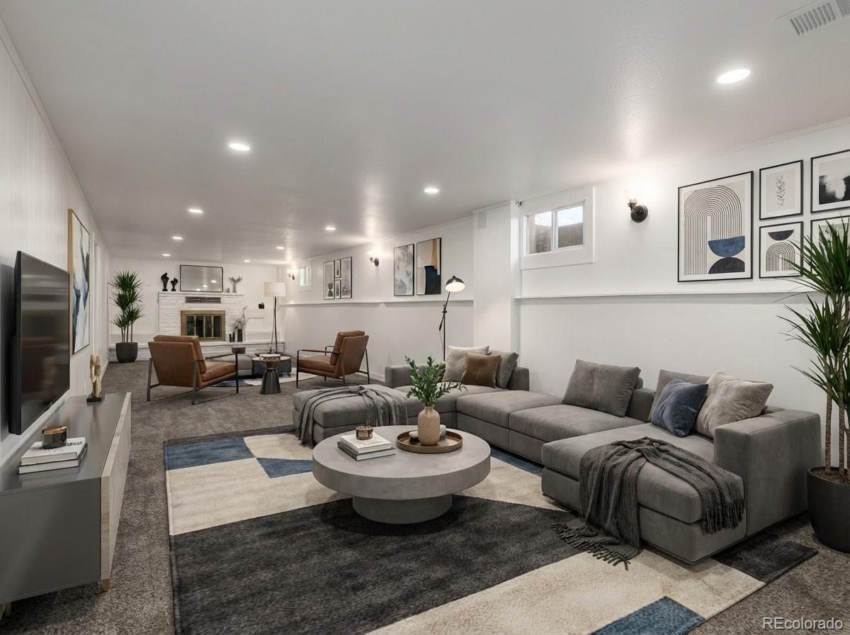 6532 S Sherman Street