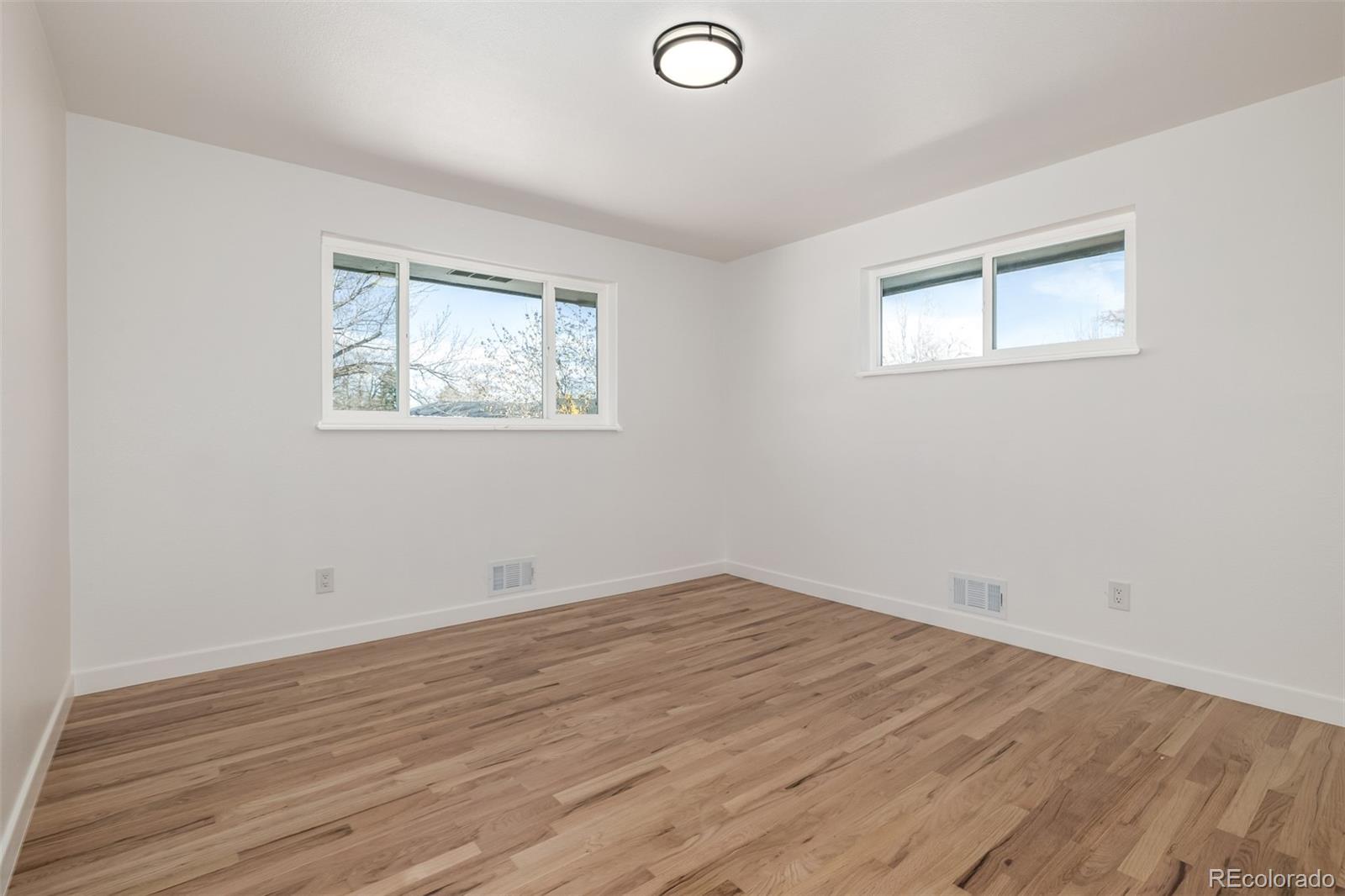 6532 S Sherman Street