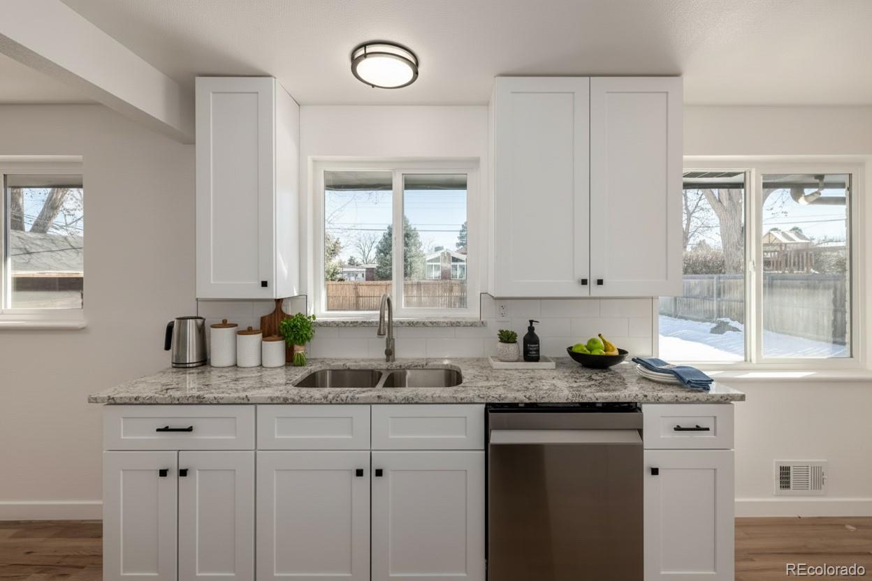 6532 S Sherman Street