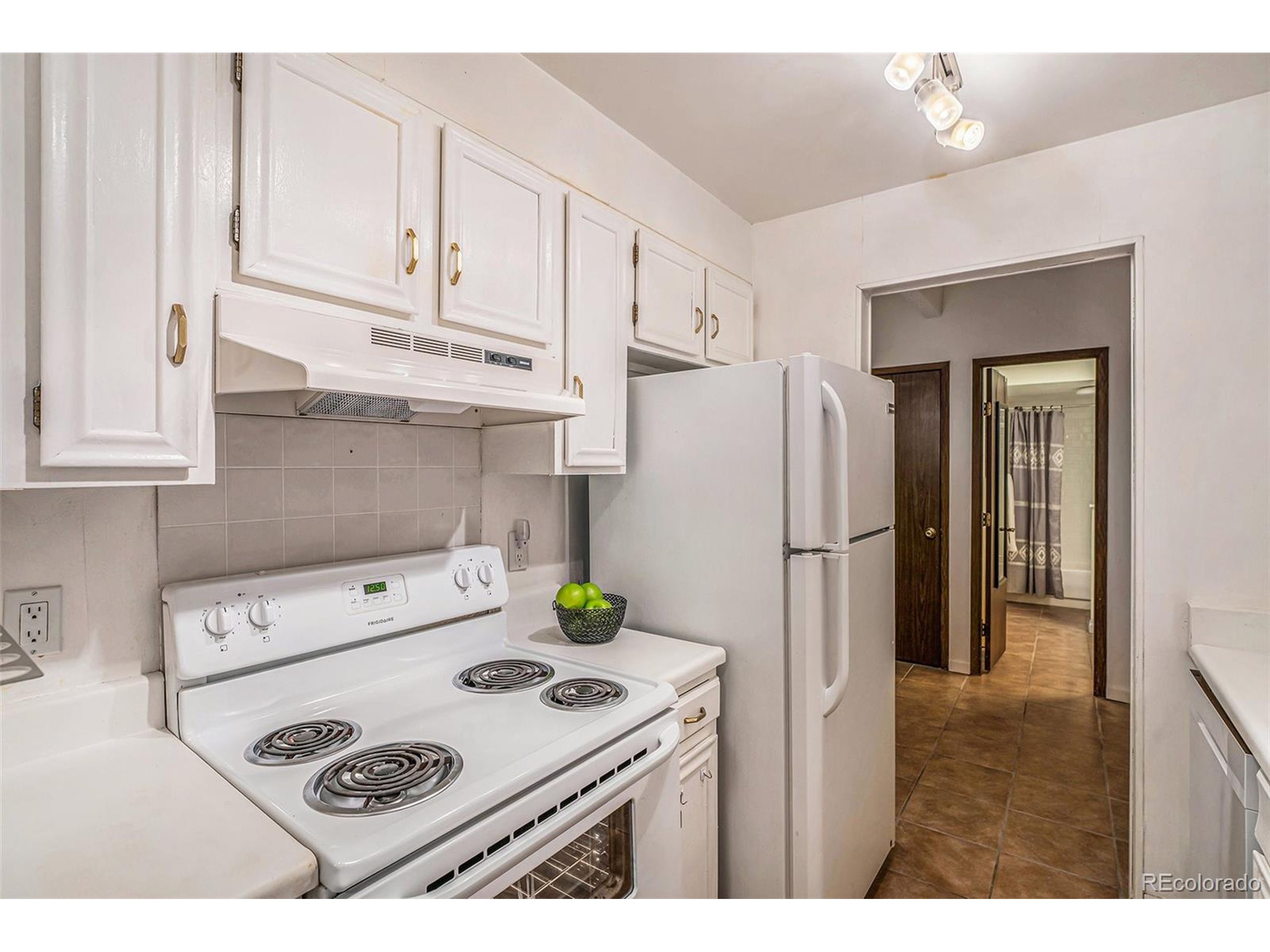 384 S Ironton St 206