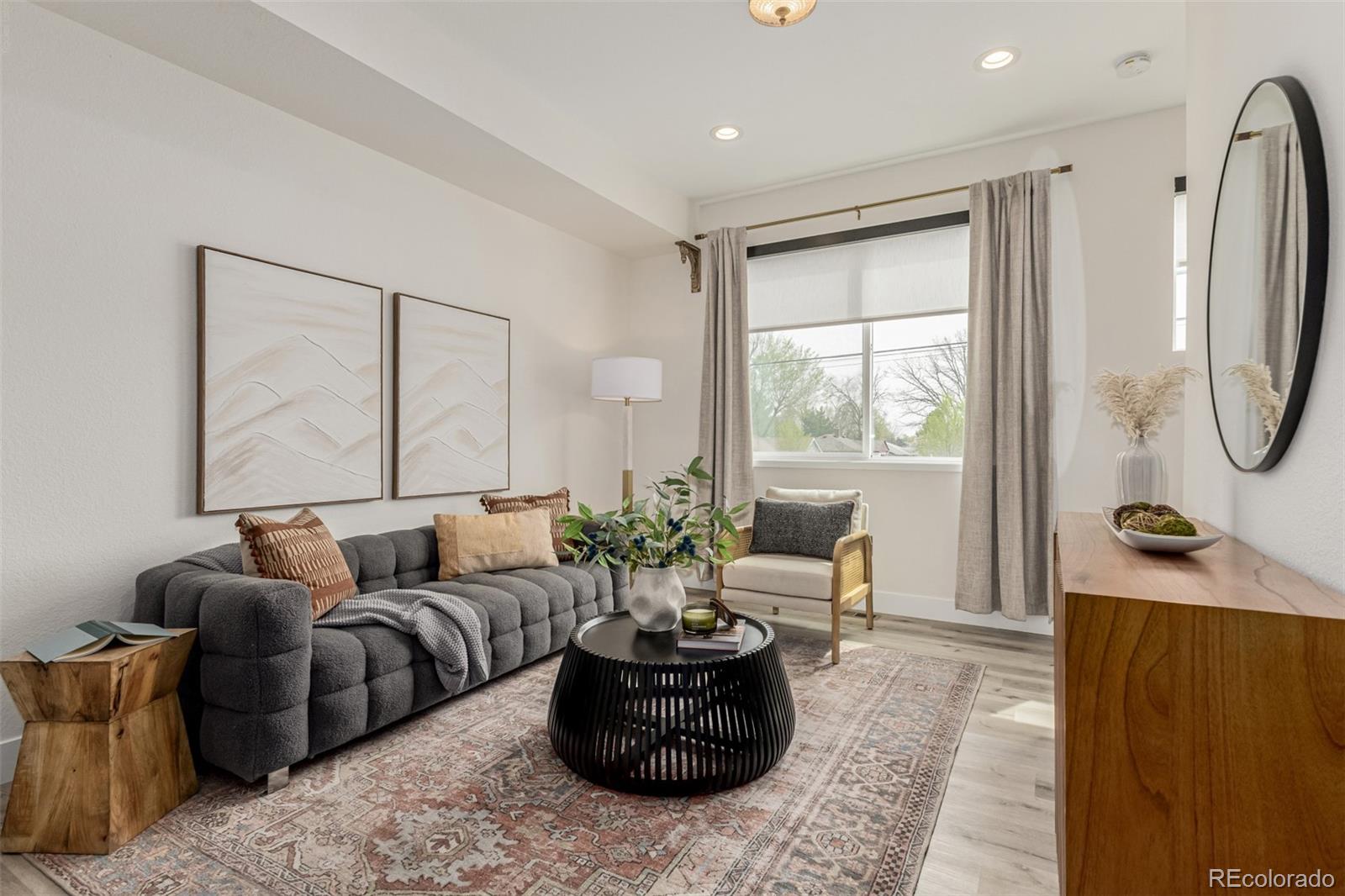 4925 W 10th Avenue Unit: 111