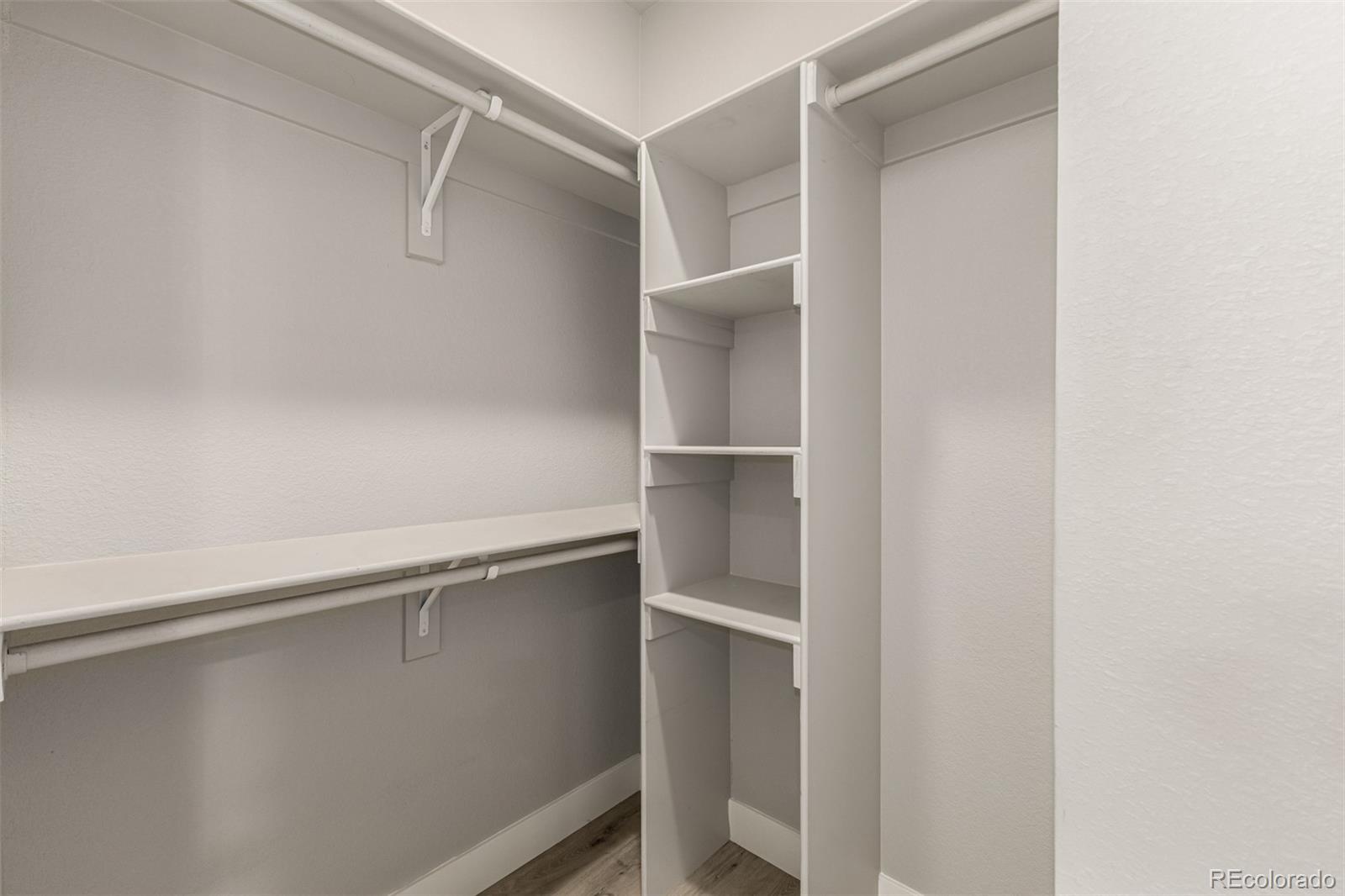 4925 W 10th Avenue Unit: 111