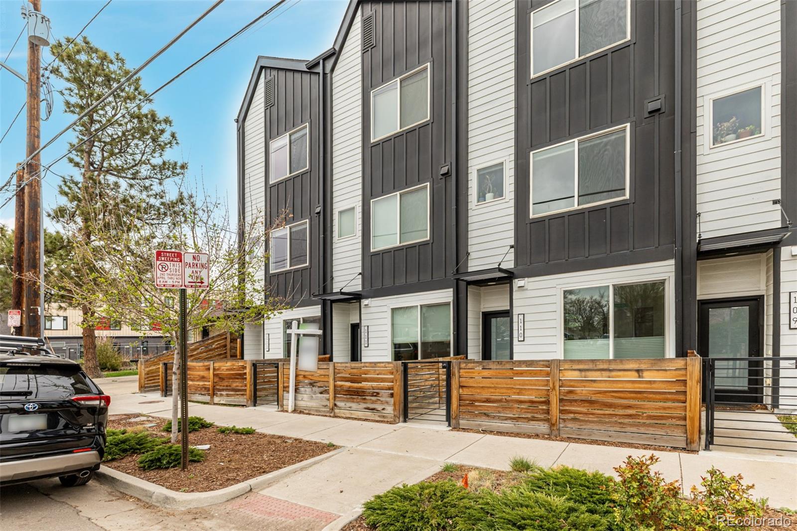 4925 W 10th Avenue Unit: 111
