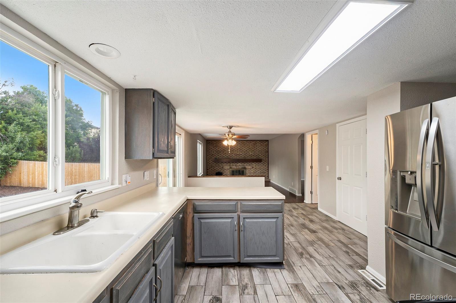3711 S Walden Way