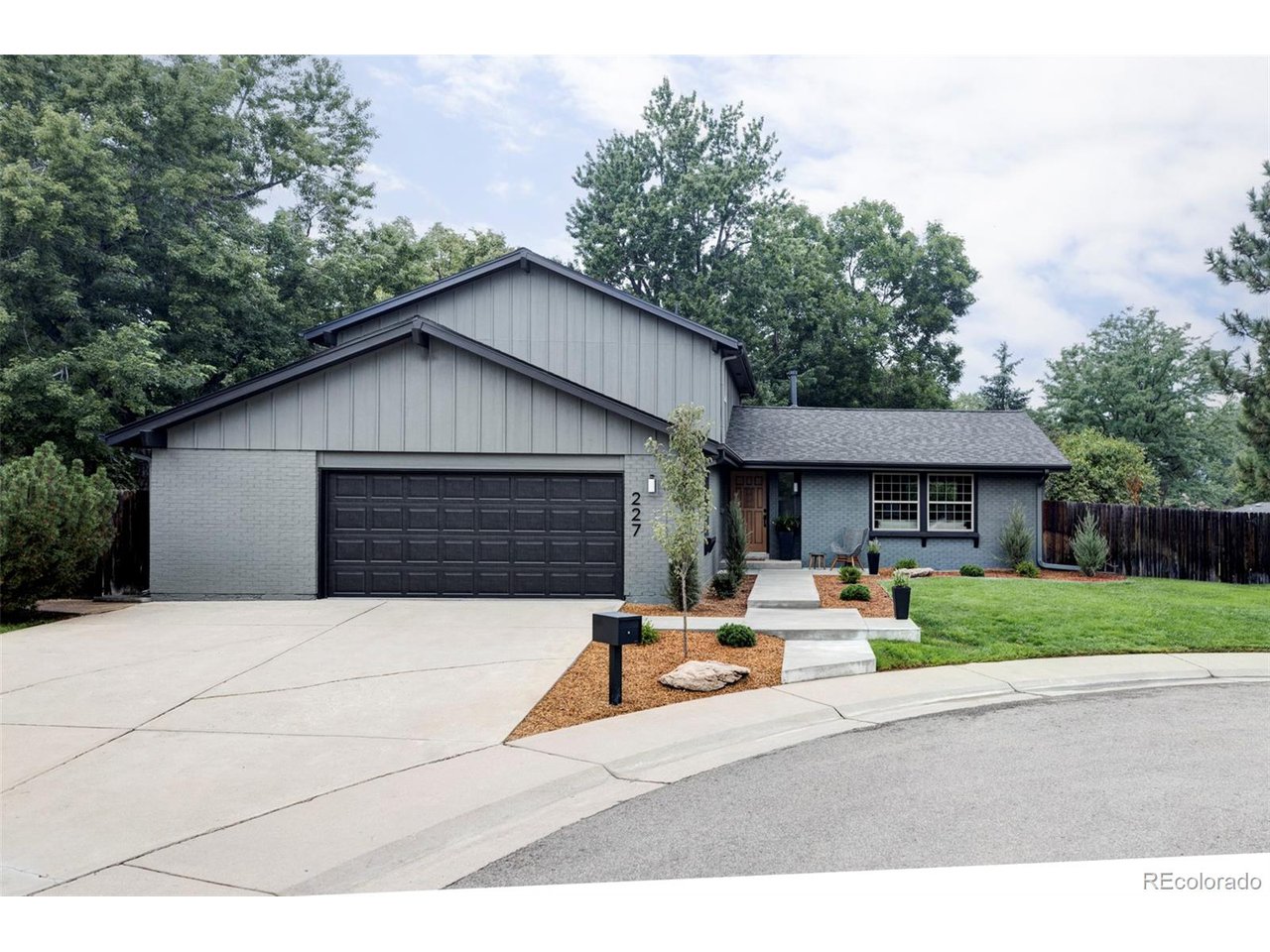 227 Eldridge Ct