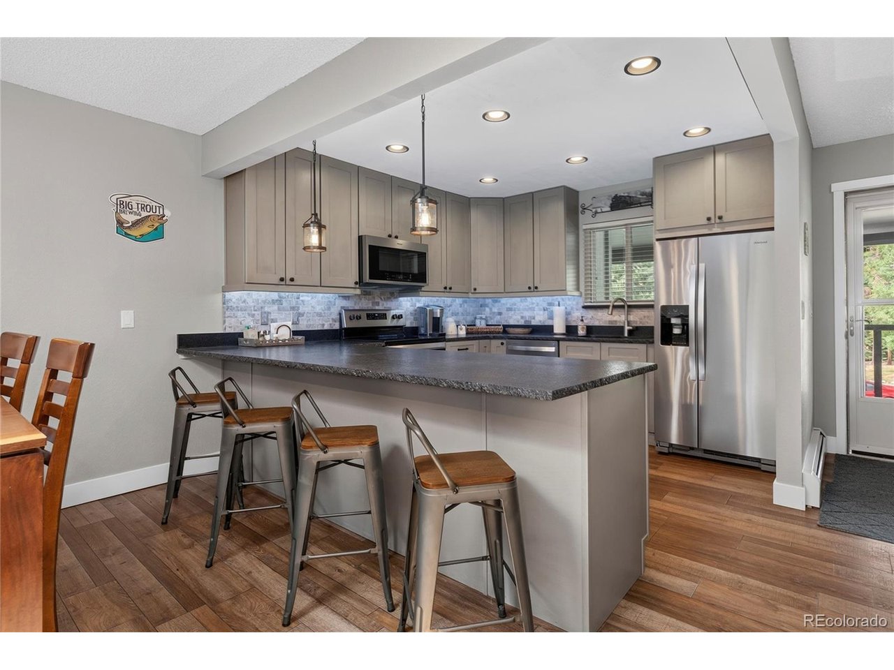 357 Hi Country Dr 23-10