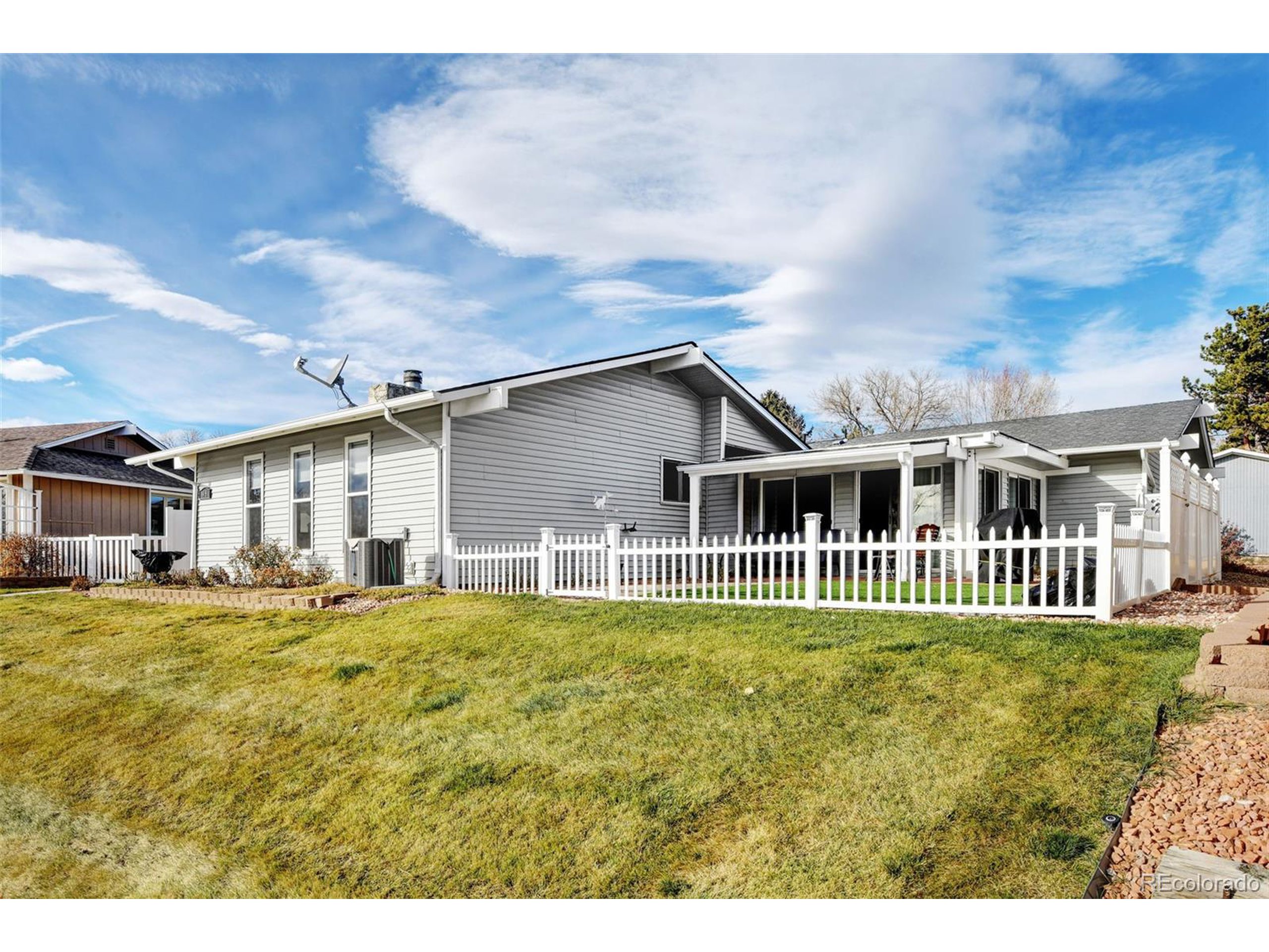 45 Scott Dr S