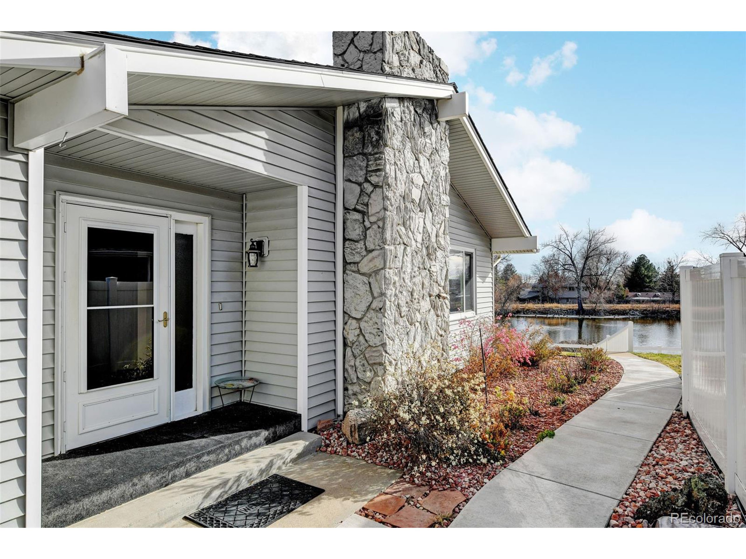 45 Scott Dr S