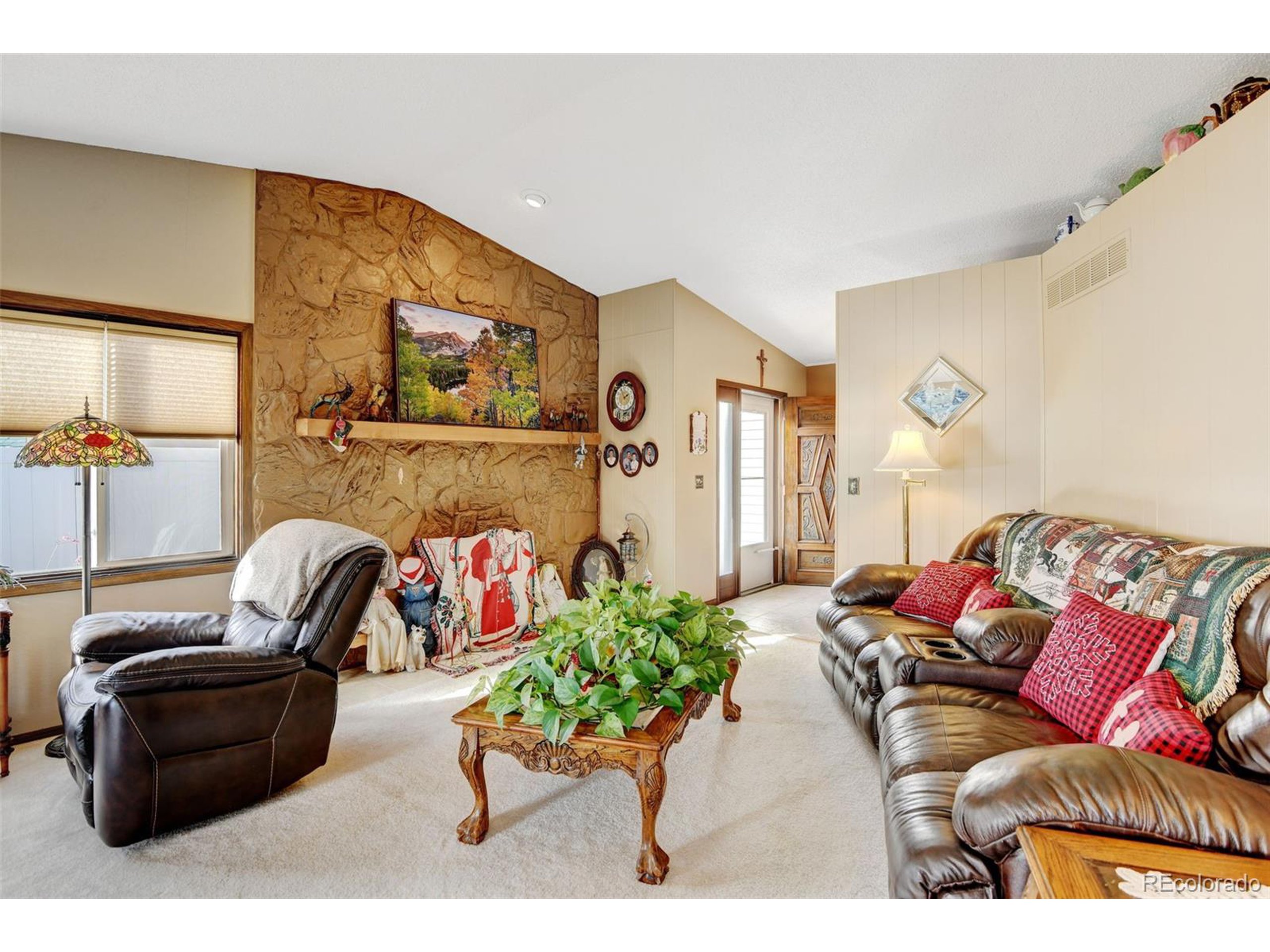 45 Scott Dr S