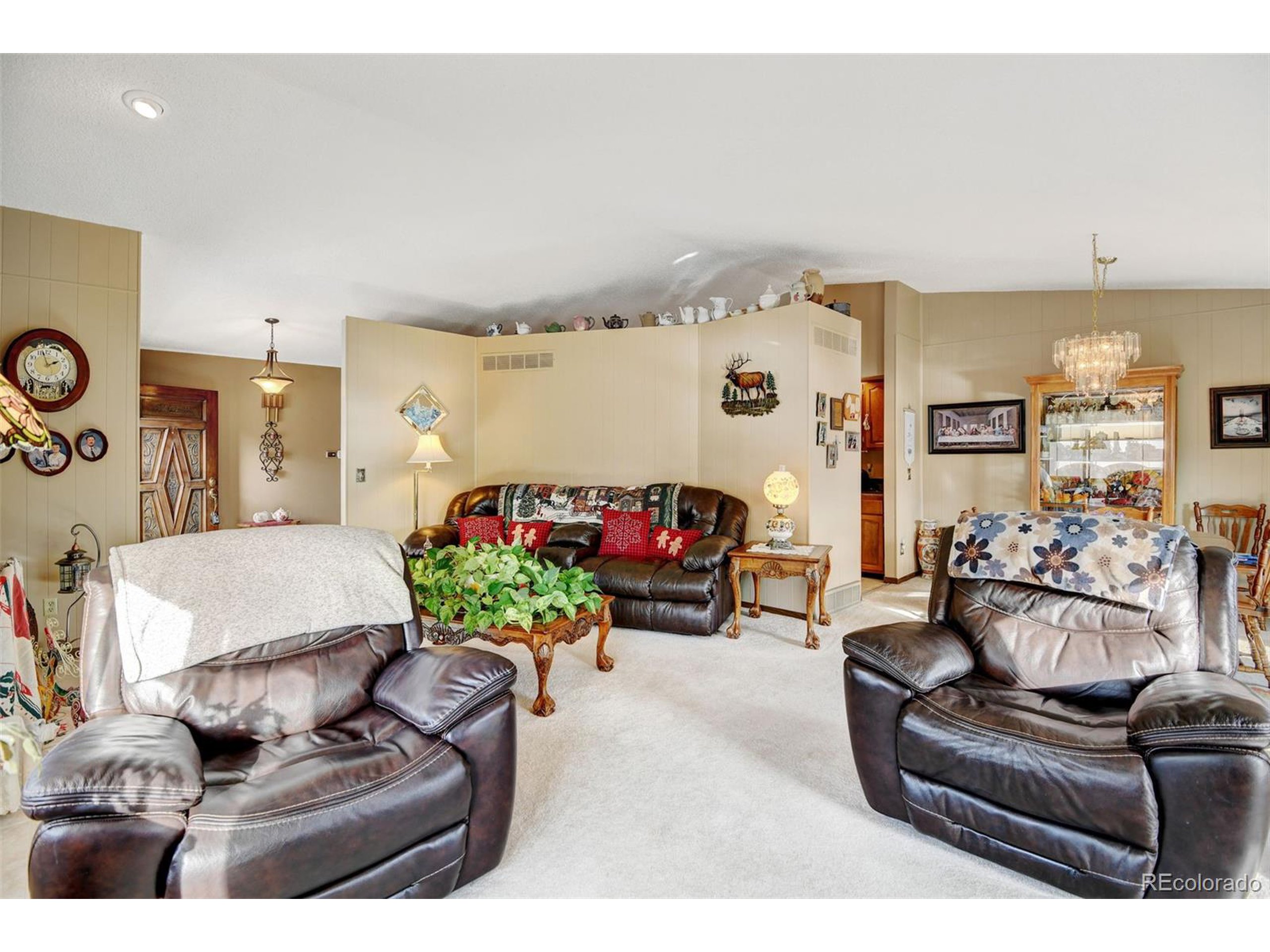 45 Scott Dr S