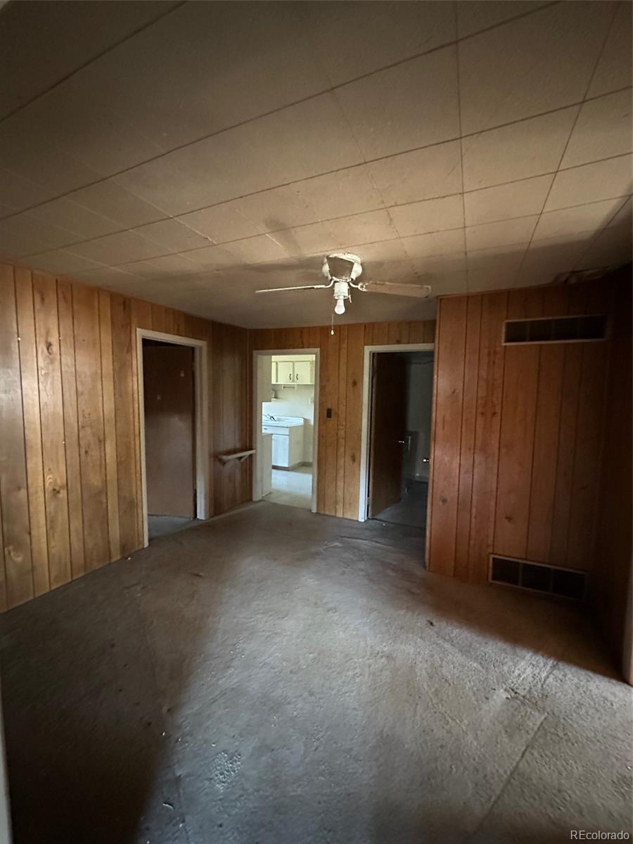 2589 S Cubmont Drive