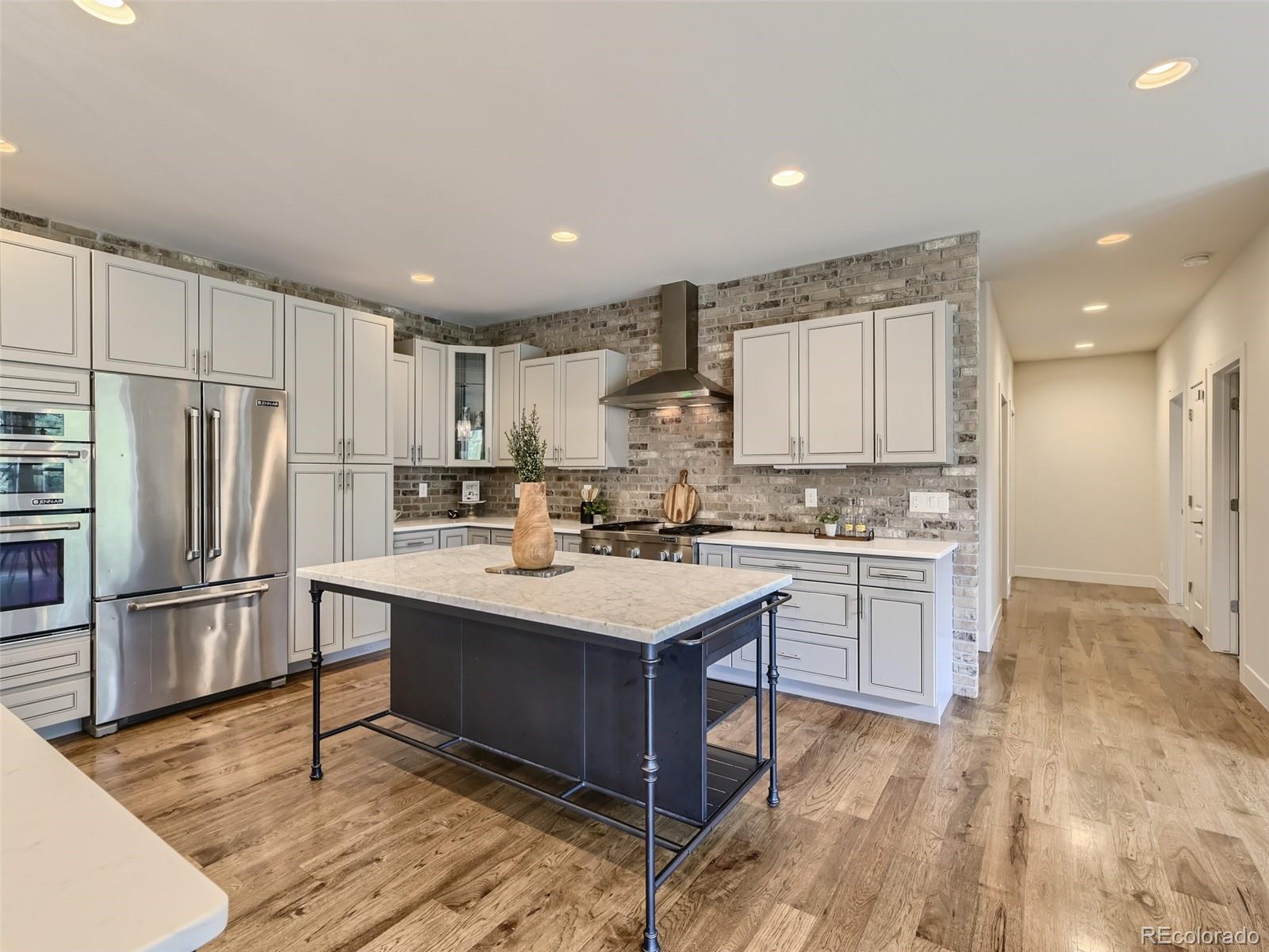 7467 Cameron Circle