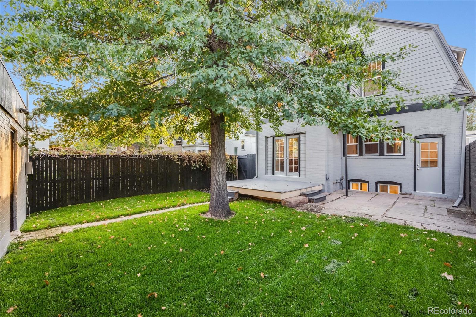 544 N Logan Street