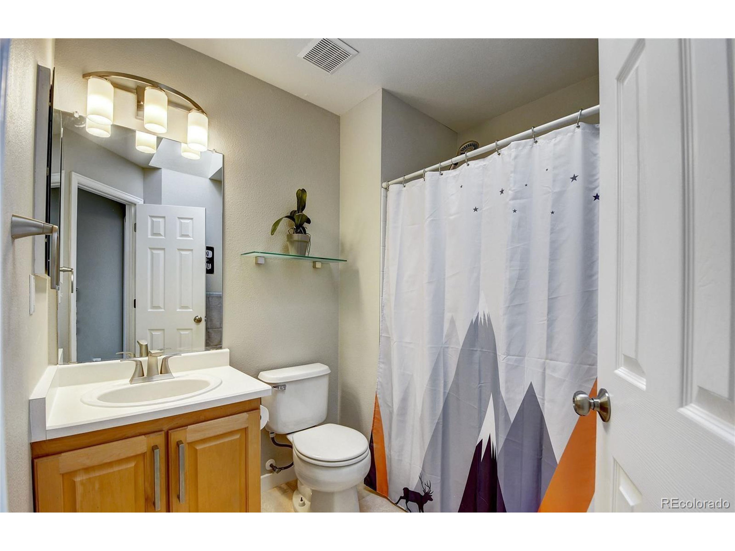 3120 E Yarrow Cir