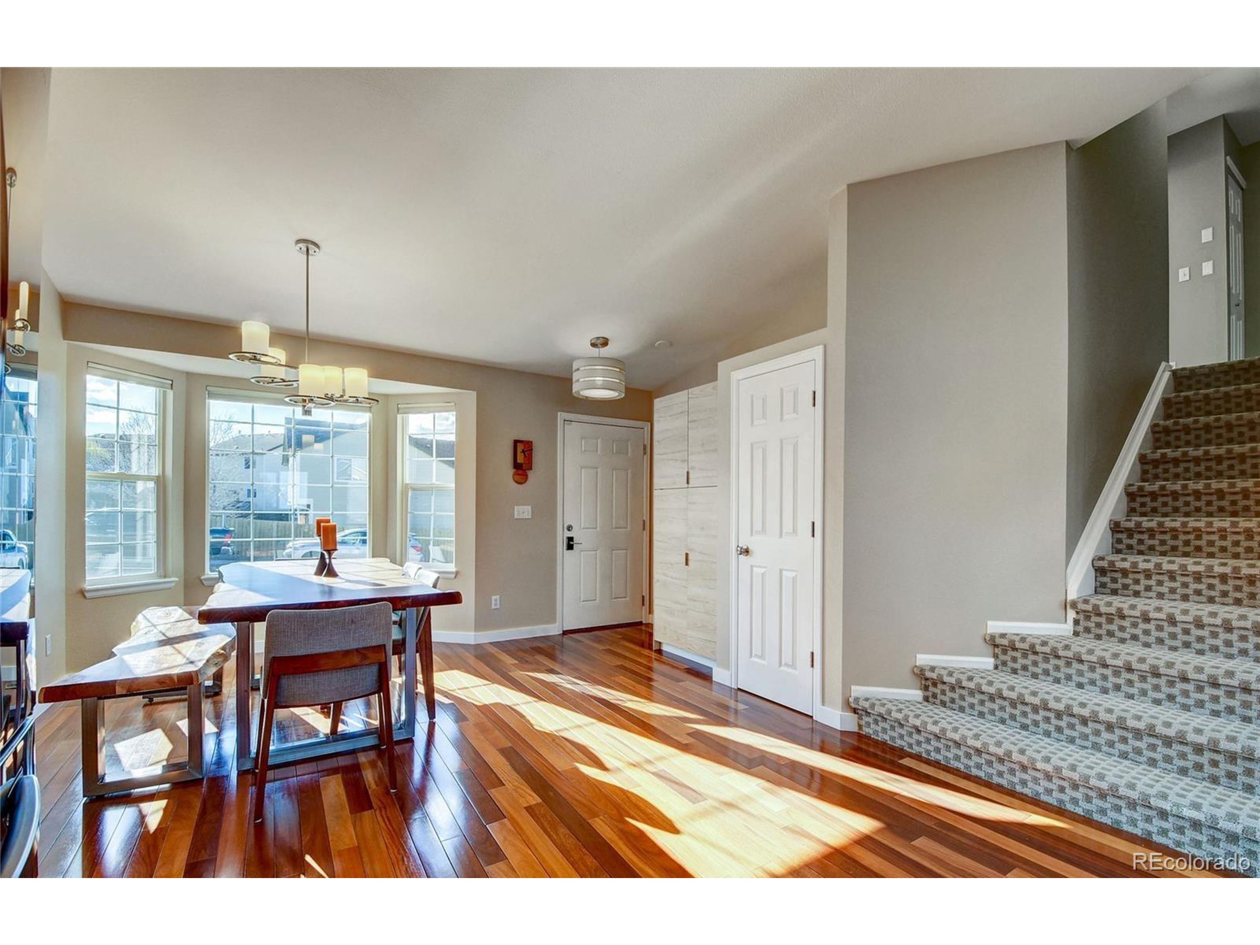 3120 E Yarrow Cir