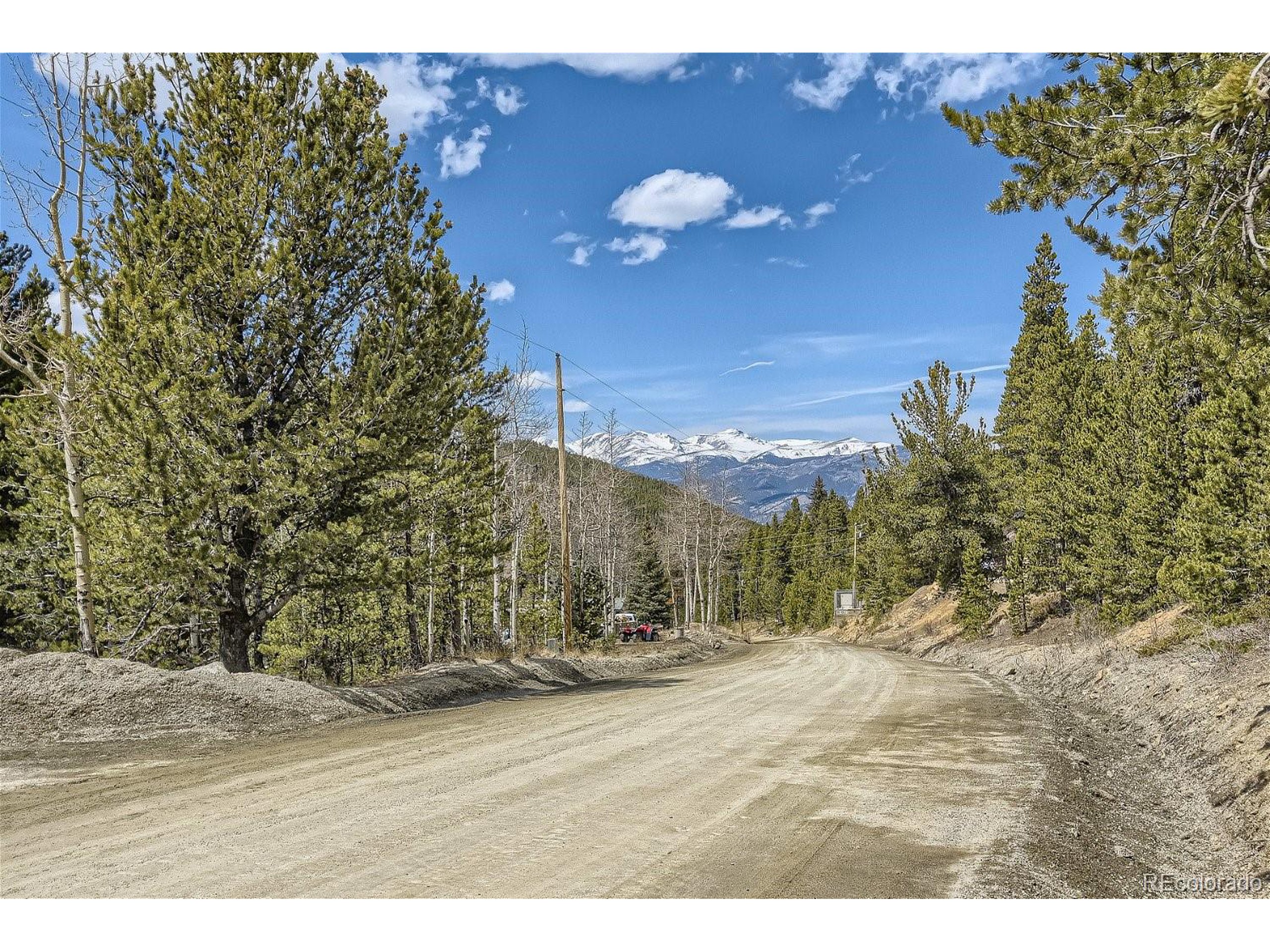 88 Valley View Dr