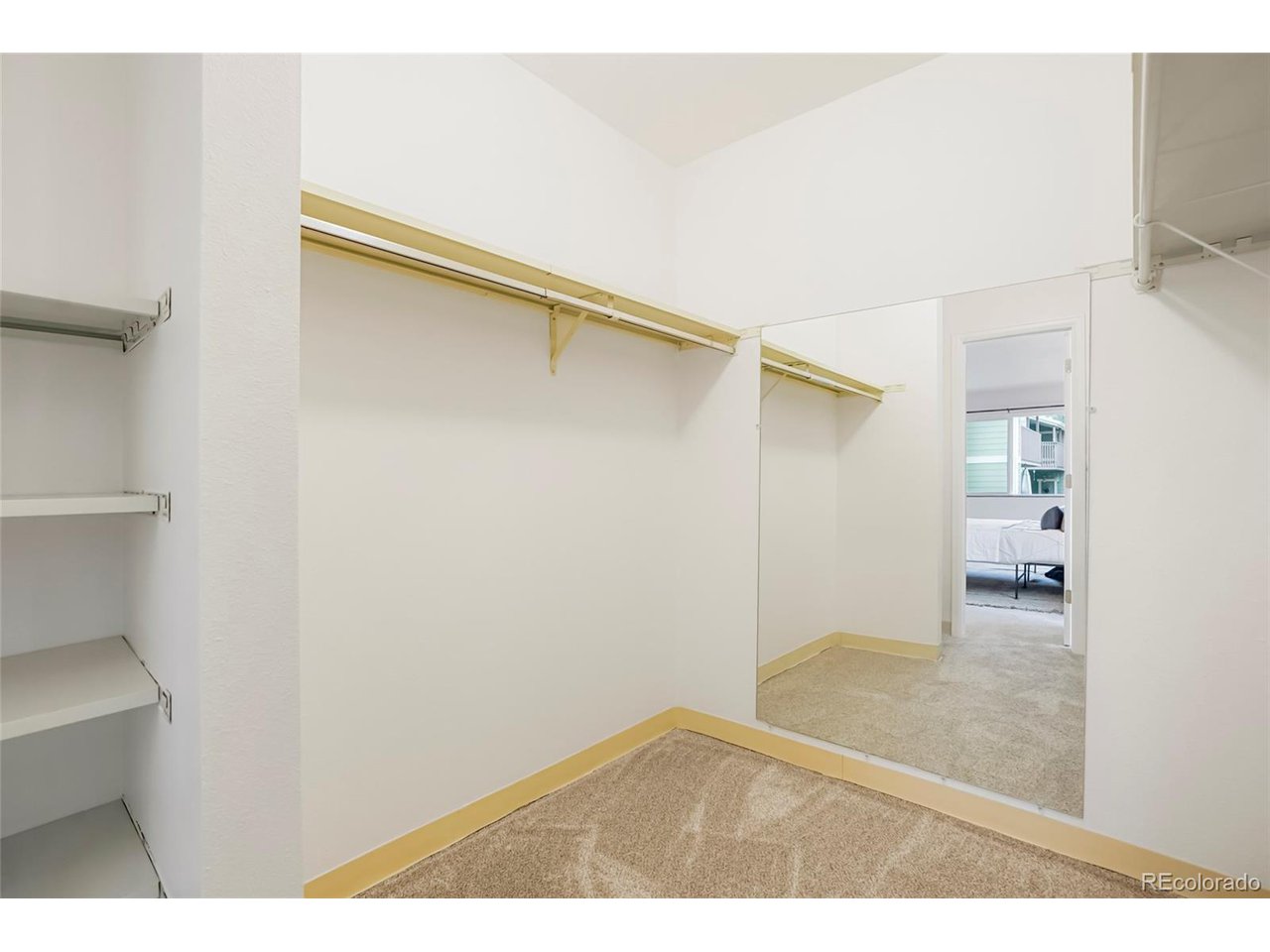 3452 S Eagle St 101