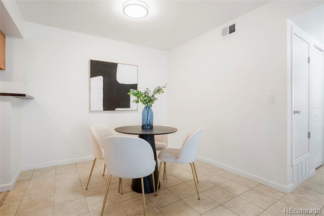 3452 S Eagle Street Unit: 101