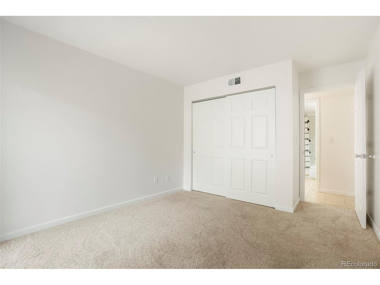 3452 S Eagle St 101
