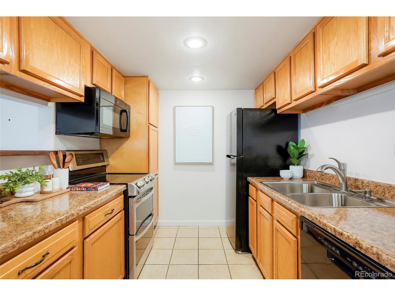 3452 S Eagle St 101