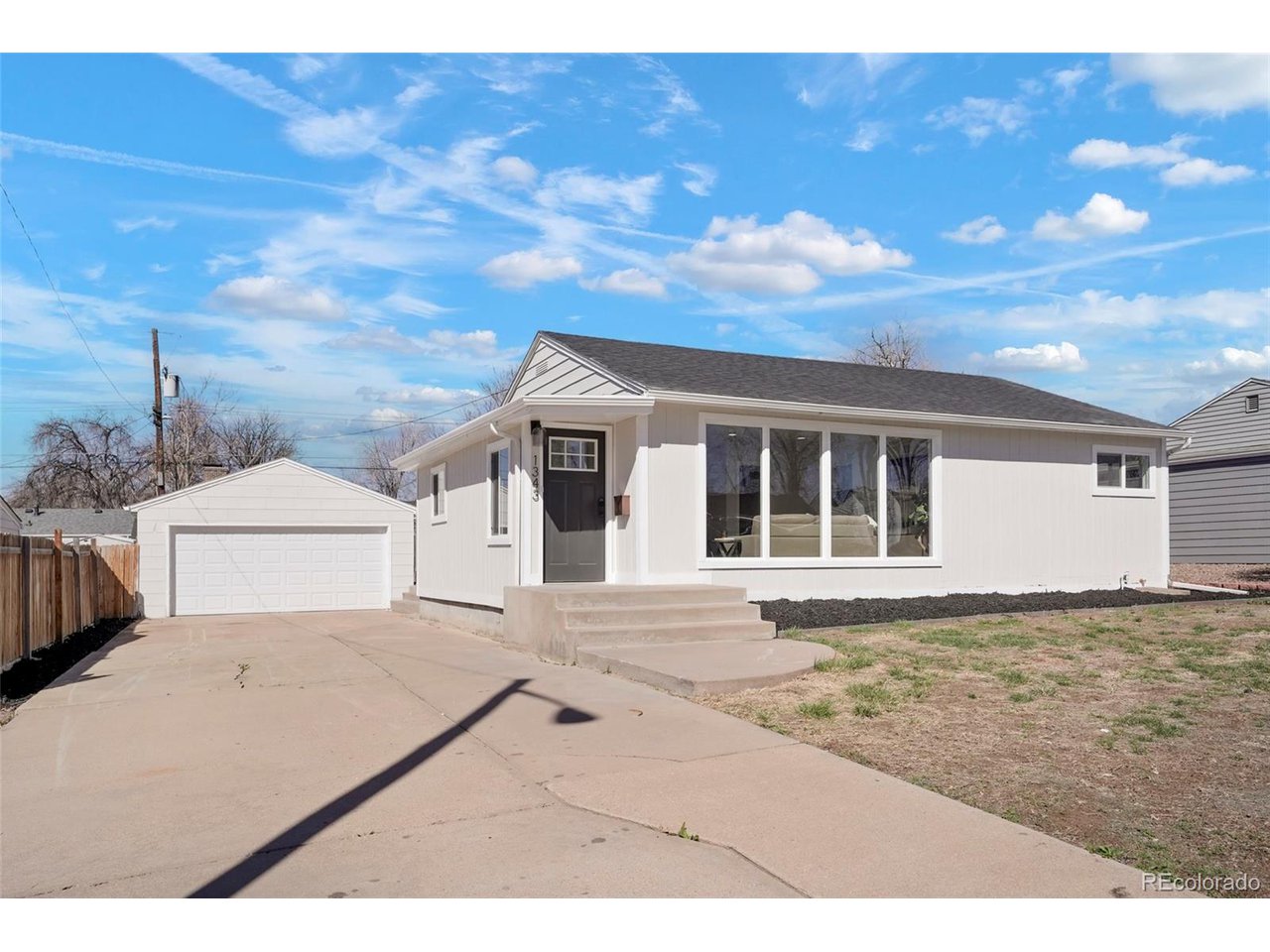 1343 S Quieto Ct