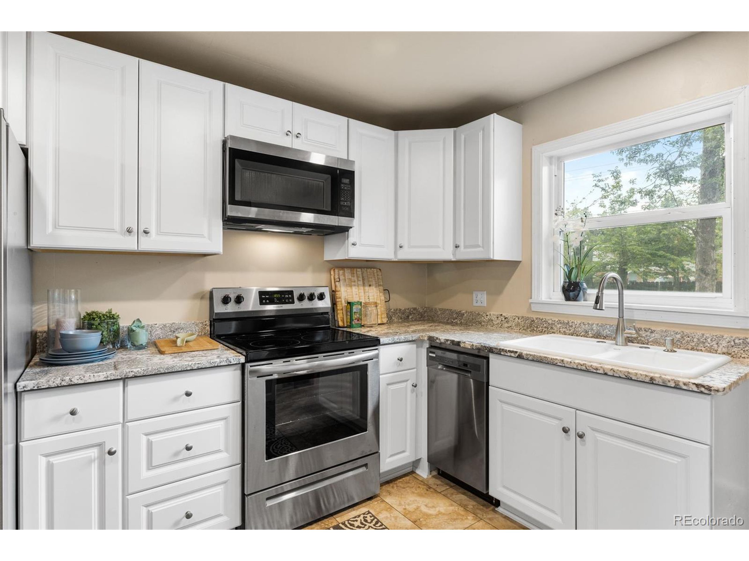 244 Muriel Dr
