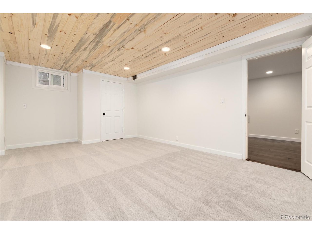462 Vista Dr