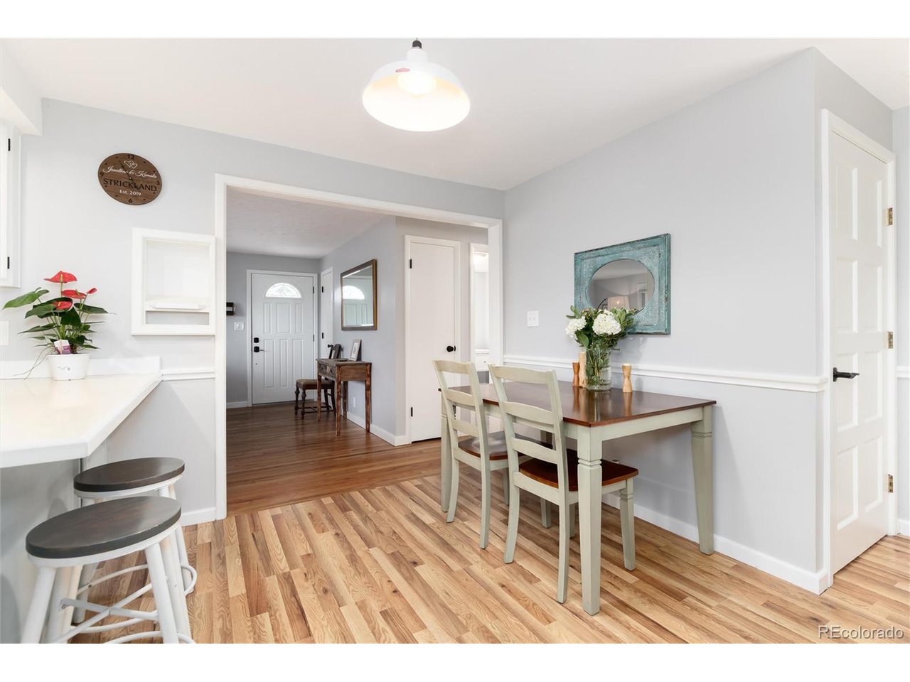 462 Vista Dr