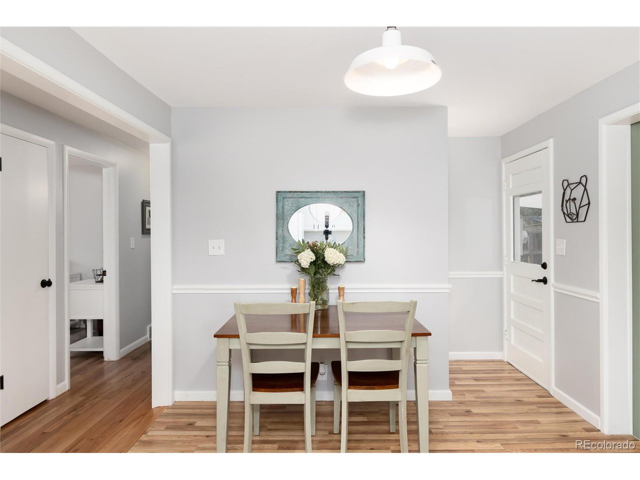 462 Vista Dr