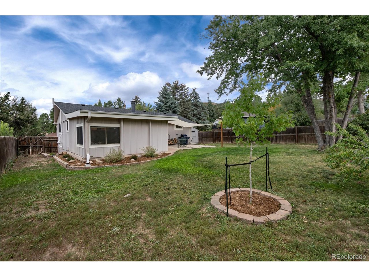 462 Vista Dr