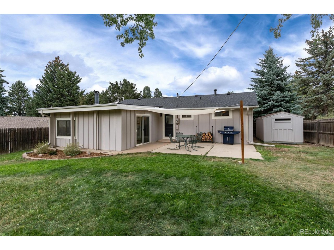 462 Vista Dr